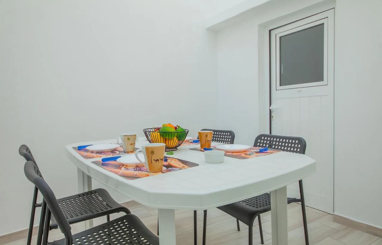 B21 - Oliveira Cozy Flat Apartment Lagos 0*,  Portugal