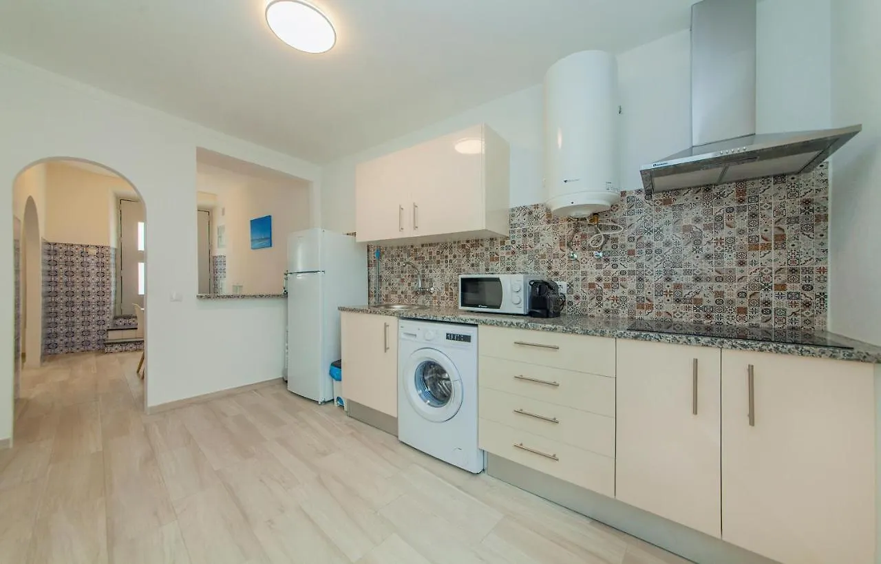 B21 - Oliveira Cozy Flat Apartment Lagos